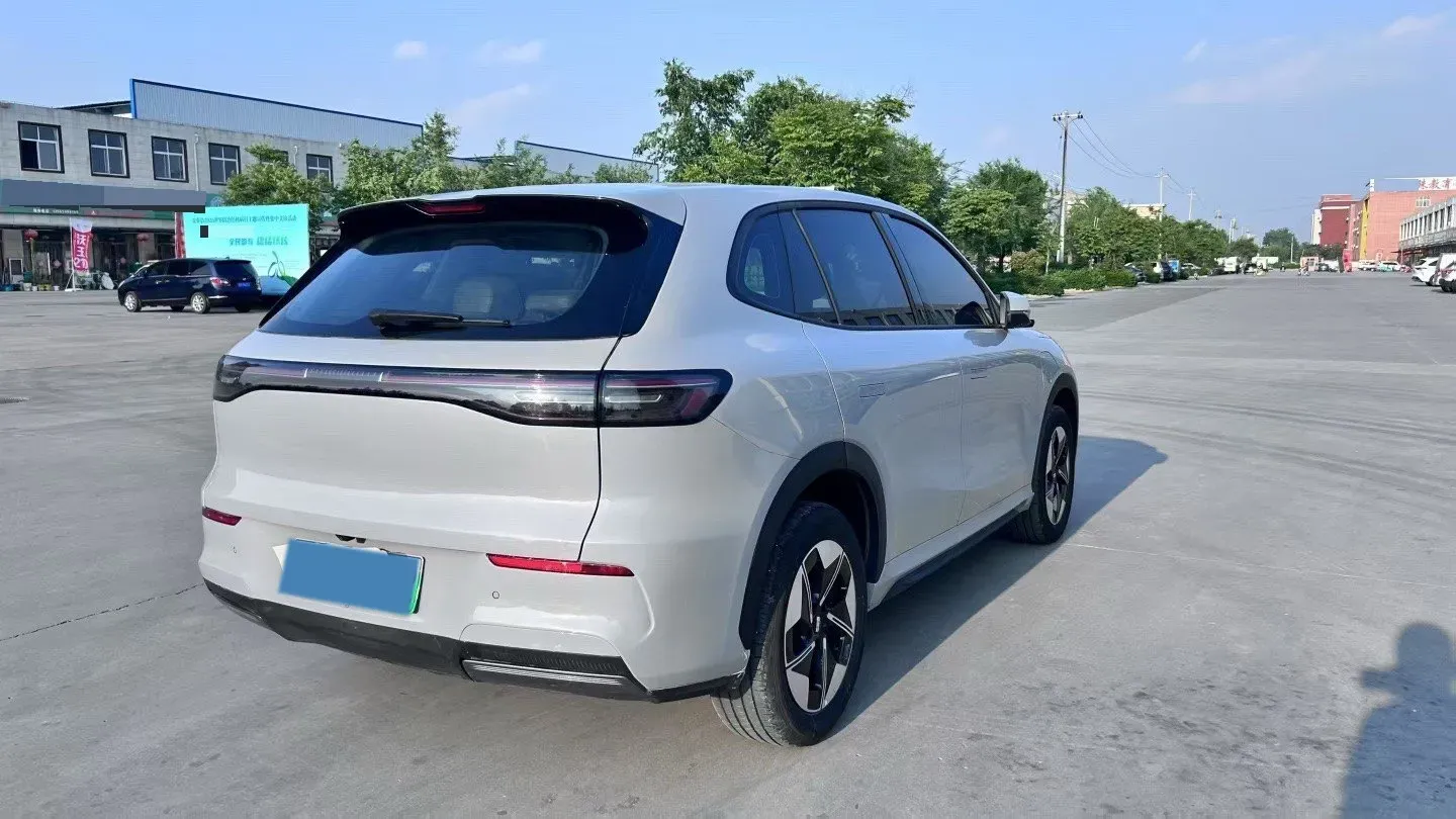 2024 Geely Emgrand L HiP 1.5T 181HP L4 3DHT PHEV 15.5KWH,autocango,china used car exporter,china ev exporter,chinese used car exporter,chinese used ev exporter