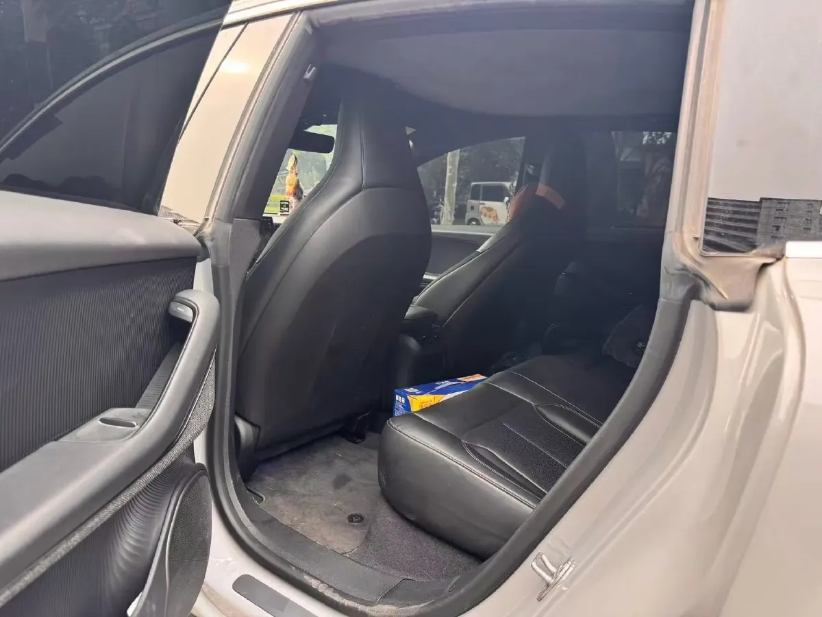 2022 JunTian HeiWuShi Youth 2.0T 203HP L4 6AT,autocango,china used car exporter,china ev exporter,chinese used car exporter,chinese used ev exporter