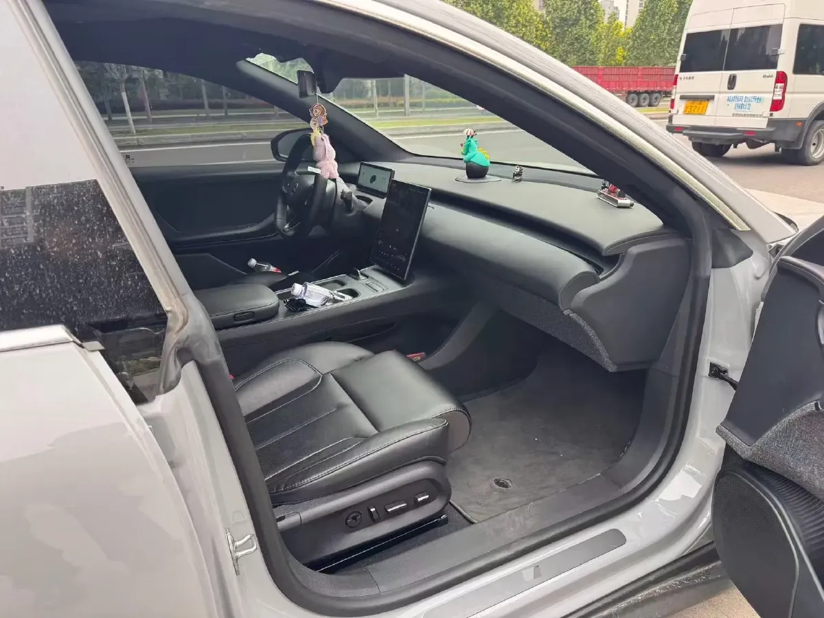 2022 JunTian HeiWuShi Youth 2.0T 203HP L4 6AT,autocango,china used car exporter,china ev exporter,chinese used car exporter,chinese used ev exporter