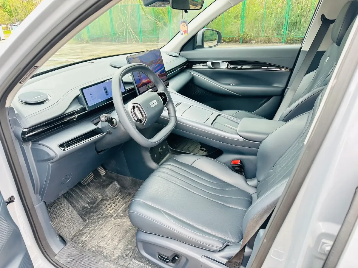 2024 YuanChen Super Van BEV 51KWH,autocango,china used car exporter,china ev exporter,chinese used car exporter,chinese used ev exporter