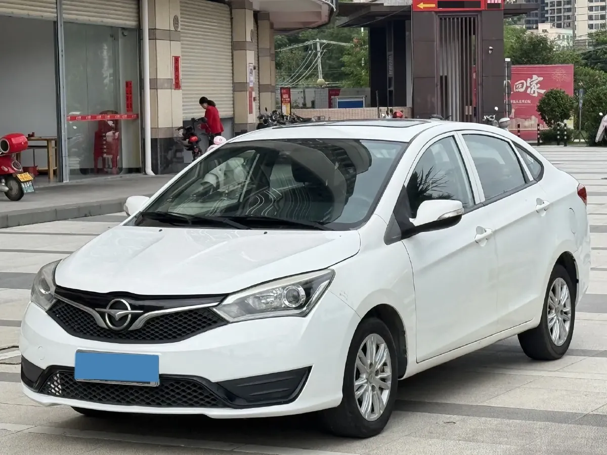 2017 HaiMa M3 1.5L 112HP L4 5MT,autocango,china used car exporter,china ev exporter,chinese used car exporter,chinese used ev exporter