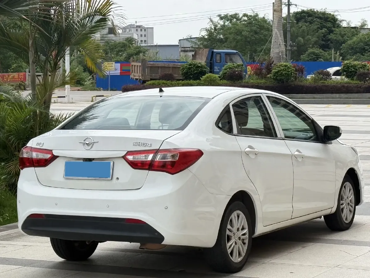 2017 HaiMa M3 1.5L 112HP L4 5MT,autocango,china used car exporter,china ev exporter,chinese used car exporter,chinese used ev exporter
