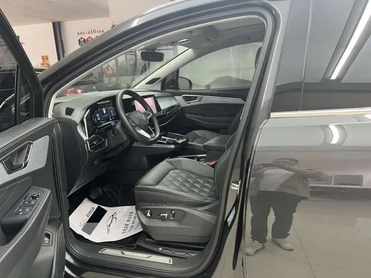 2021 Volkswagen Talagon 2.5T 299HP V6 7DCT,autocango,china used car exporter,china ev exporter,chinese used car exporter,chinese used ev exporter