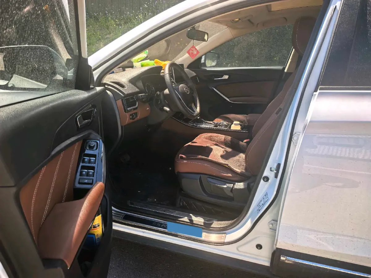 2018 FAW Senia R9 1.2T 143HP L4 7DCT,autocango,china used car exporter,china ev exporter,chinese used car exporter,chinese used ev exporter