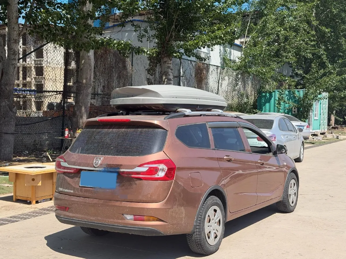 2017 BaoJun 310W 1.5L 112HP L4 6MT,autocango,china used car exporter,china ev exporter,chinese used car exporter,chinese used ev exporter