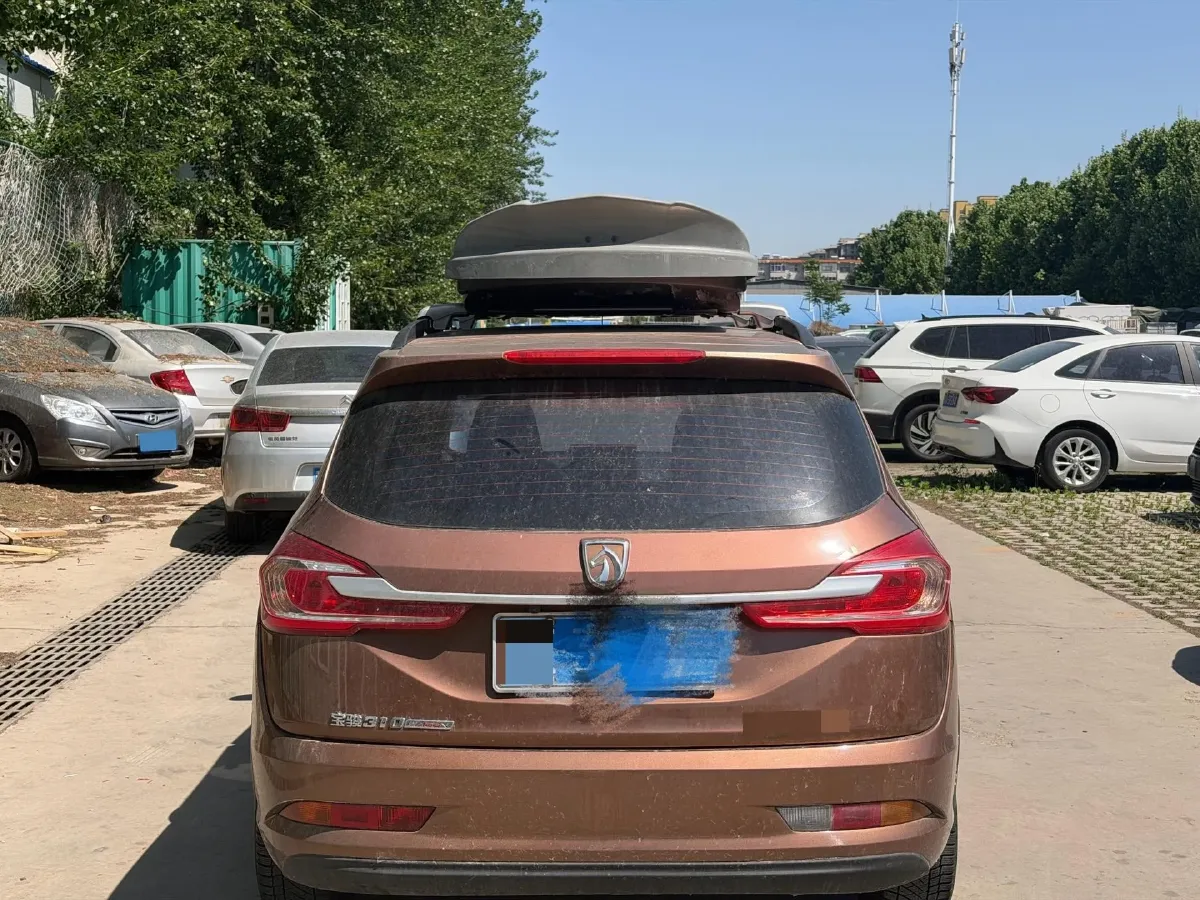 2017 BaoJun 310W 1.5L 112HP L4 6MT,autocango,china used car exporter,china ev exporter,chinese used car exporter,chinese used ev exporter