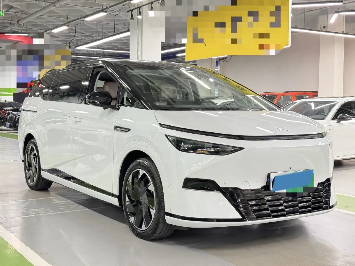 2024 Xpeng X9 BEV 101.5KWH,autocango,china used car exporter,china ev exporter,chinese used car exporter,chinese used ev exporter