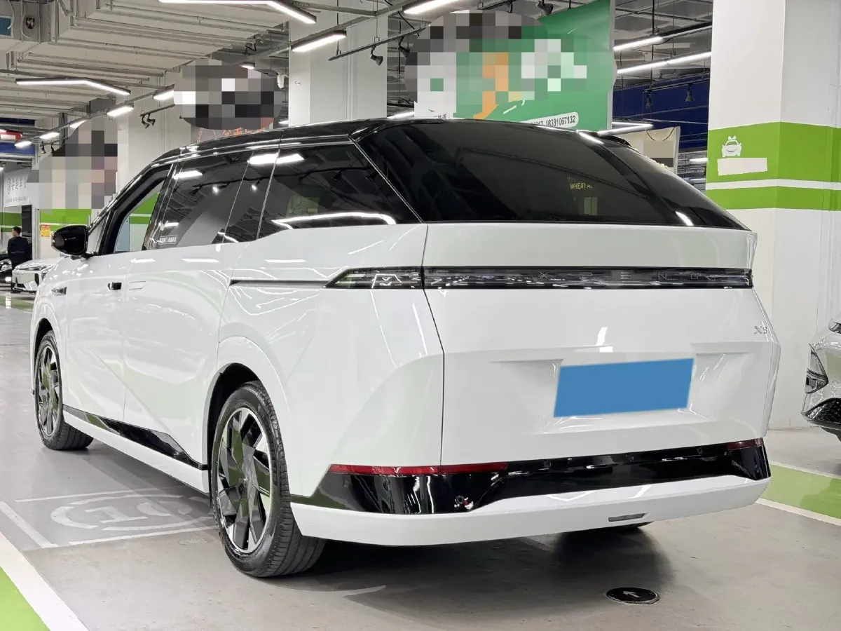 2024 Xpeng X9 BEV 101.5KWH,autocango,china used car exporter,china ev exporter,chinese used car exporter,chinese used ev exporter
