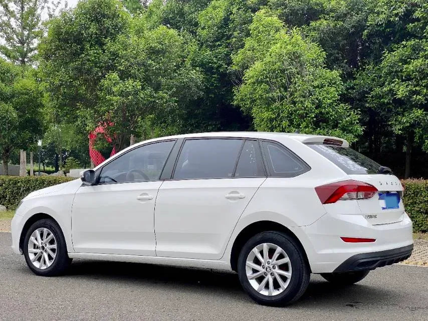 2019 Skoda Rapid Spaceback 1.5L 110HP L4 6AT,autocango,china used car exporter,china ev exporter,chinese used car exporter,chinese used ev exporter