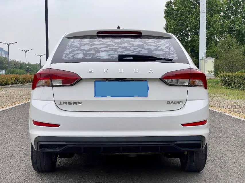 2019 Skoda Rapid Spaceback 1.5L 110HP L4 6AT,autocango,china used car exporter,china ev exporter,chinese used car exporter,chinese used ev exporter