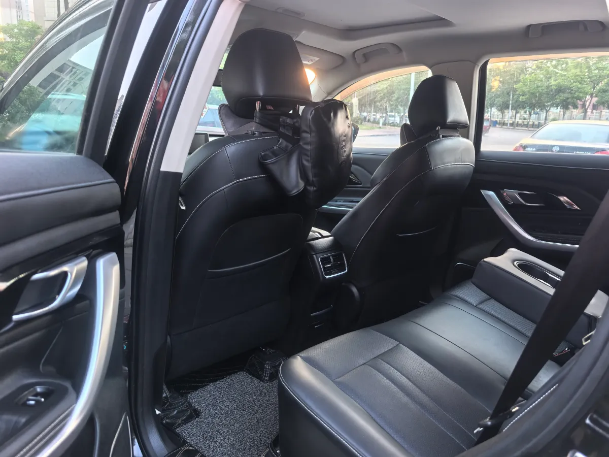 2018 Zotye T500 1.5T 156HP L4 5MT,autocango,china used car exporter,china ev exporter,chinese used car exporter,chinese used ev exporter
