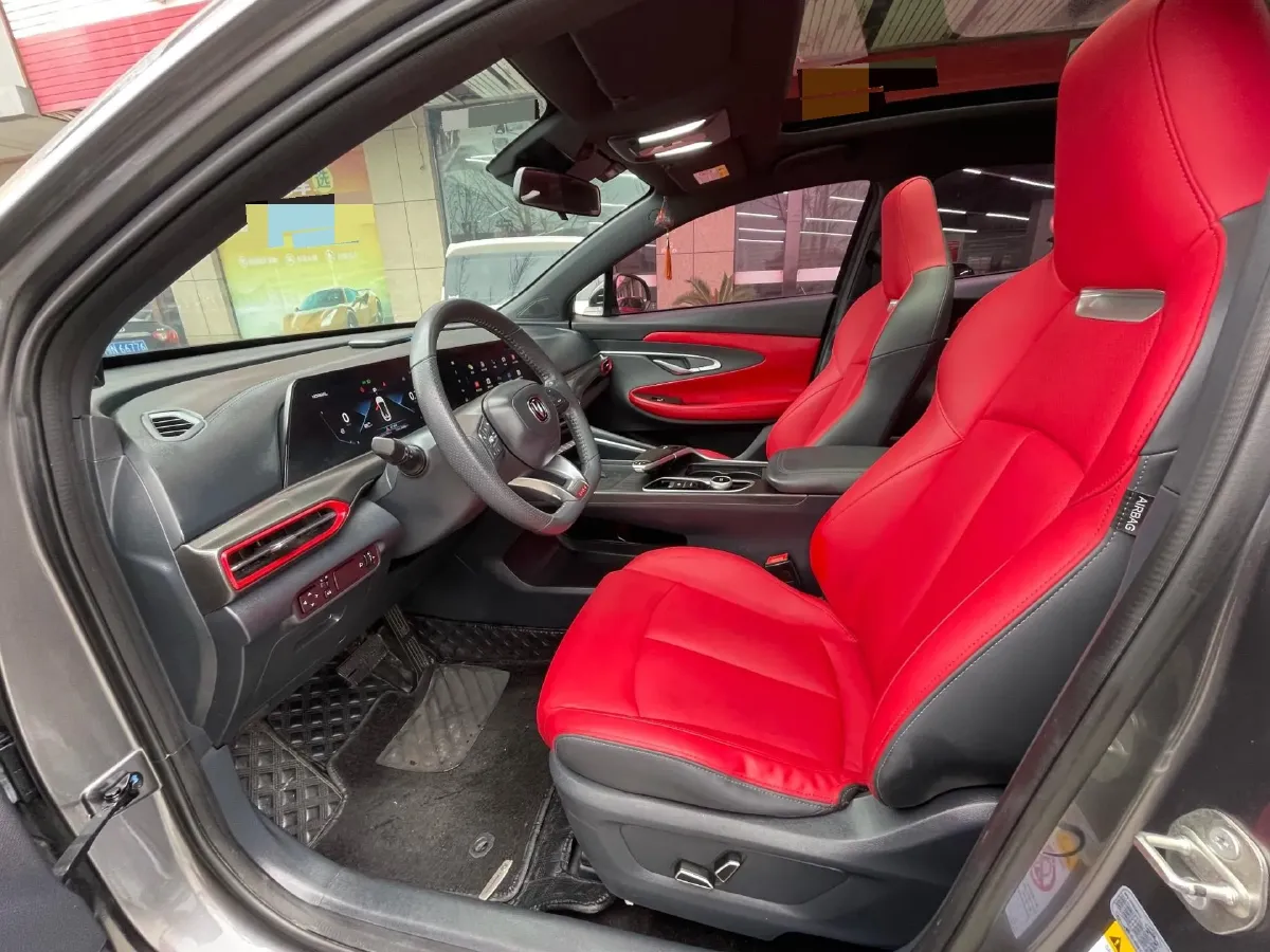 2020 ChangAn UNI-T 1.5T 180HP L4 7DCT,autocango,china used car exporter,china ev exporter,chinese used car exporter,chinese used ev exporter