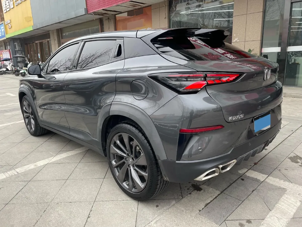 2020 ChangAn UNI-T 1.5T 180HP L4 7DCT,autocango,china used car exporter,china ev exporter,chinese used car exporter,chinese used ev exporter