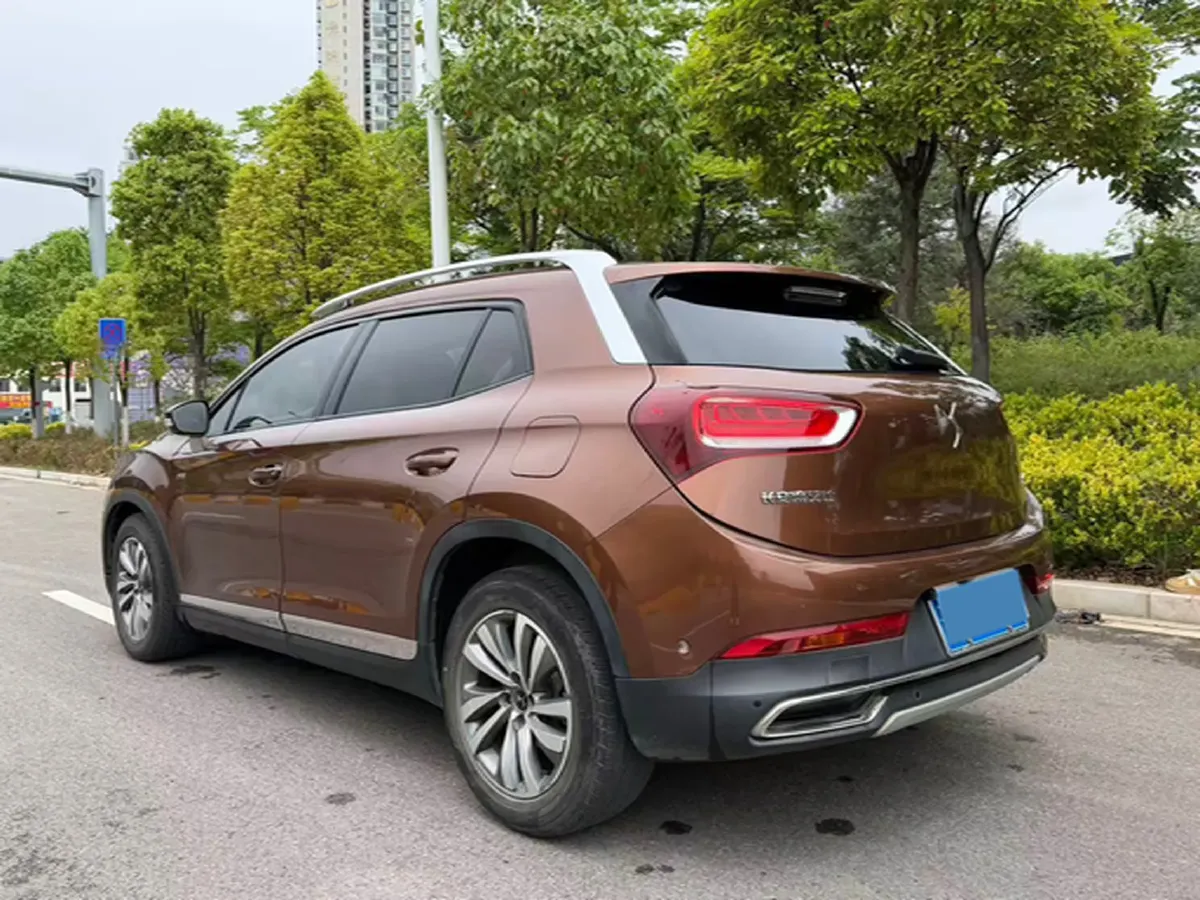 2017 DS 6 1.6T 167HP L4 6AT,autocango,china used car exporter,china ev exporter,chinese used car exporter,chinese used ev exporter