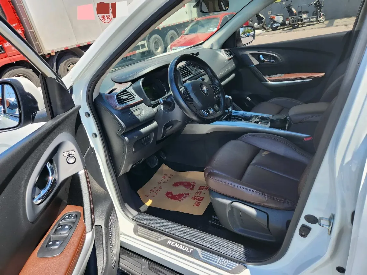2017 Renault Kadjar 2.0L 150HP L4 CVT,autocango,china used car exporter,china ev exporter,chinese used car exporter,chinese used ev exporter