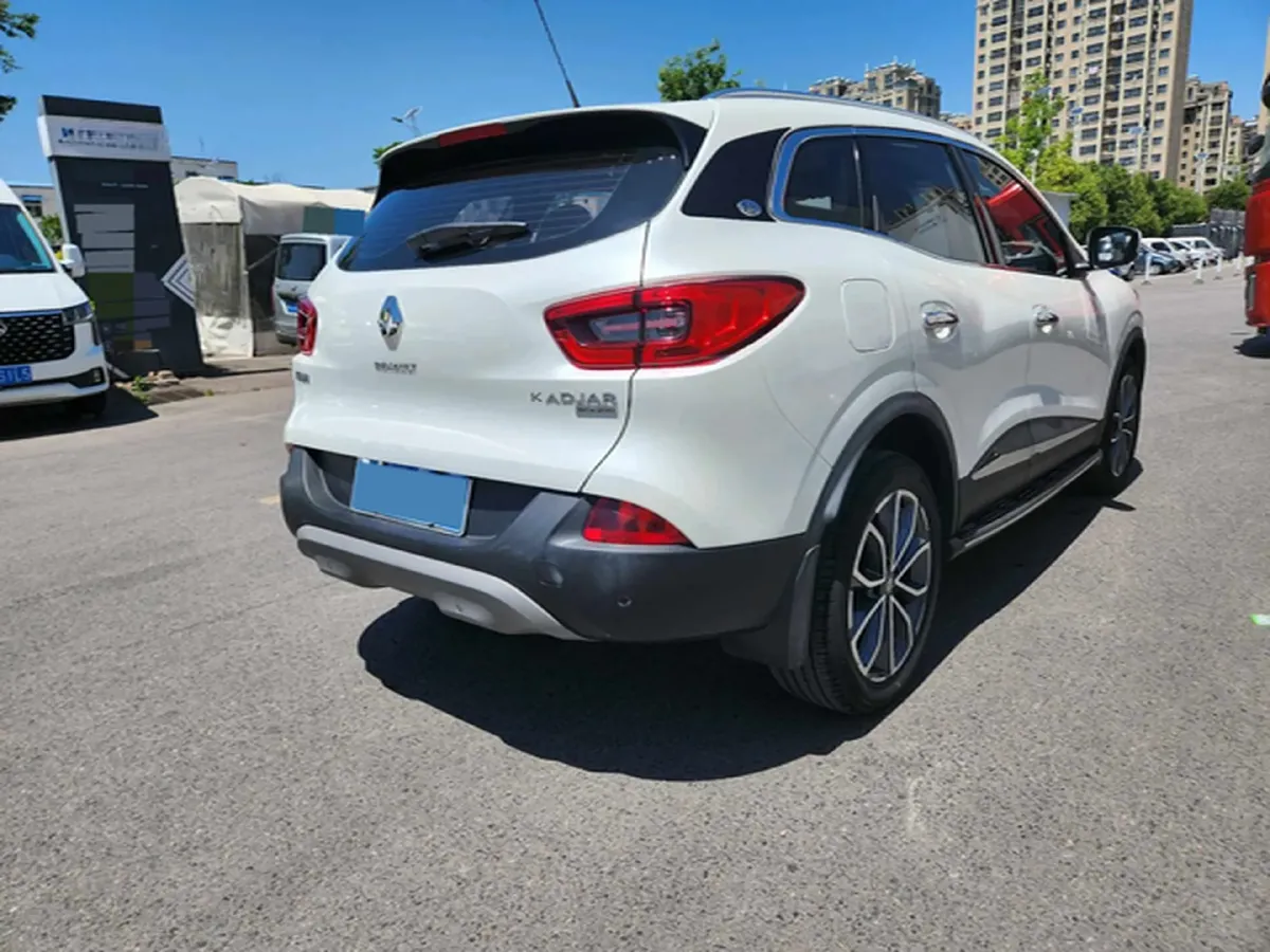 2017 Renault Kadjar 2.0L 150HP L4 CVT,autocango,china used car exporter,china ev exporter,chinese used car exporter,chinese used ev exporter