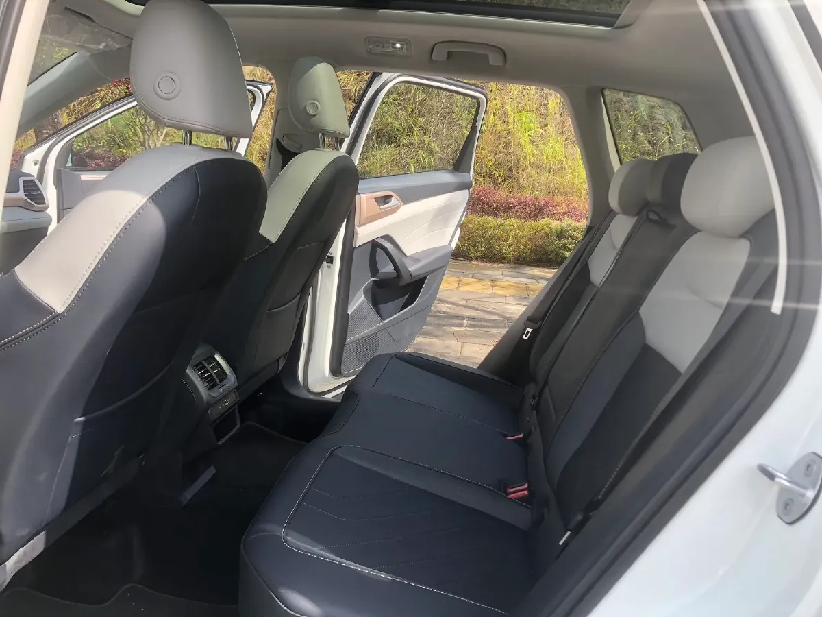 2024 Volkswagen Tharu 1.5T 160HP L4 7DCT,autocango,china used car exporter,china ev exporter,chinese used car exporter,chinese used ev exporter