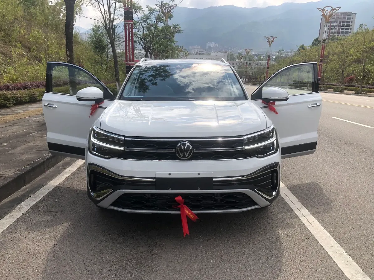2024 Volkswagen Tharu 1.5T 160HP L4 7DCT,autocango,china used car exporter,china ev exporter,chinese used car exporter,chinese used ev exporter