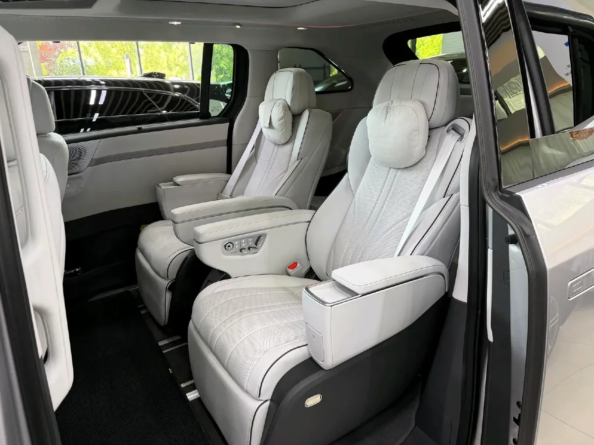 2026 Xpeng X9 REEV 150HP REEV,autocango,china used car exporter,china ev exporter,chinese used car exporter,chinese used ev exporter