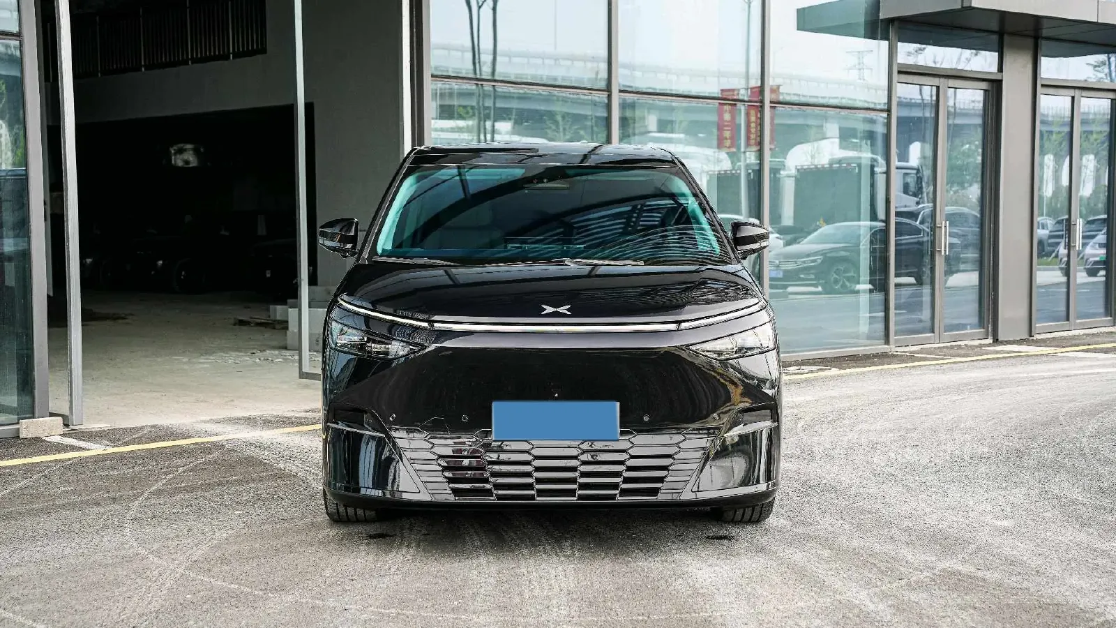 2024 Xpeng X9 BEV 101.5KWH,autocango,china used car exporter,china ev exporter,chinese used car exporter,chinese used ev exporter