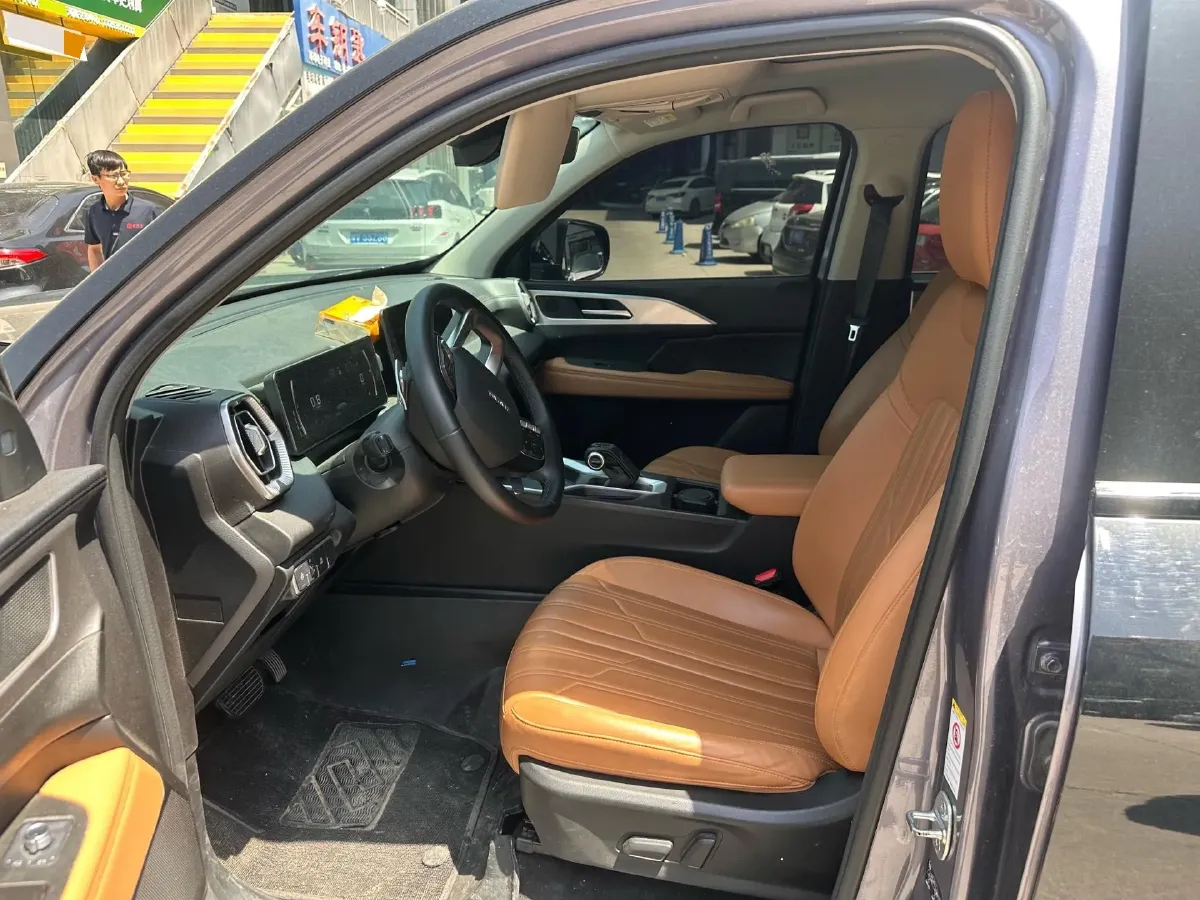 2023 Haval H5 2.0T 224HP L4 8AT,autocango,china used car exporter,china ev exporter,chinese used car exporter,chinese used ev exporter