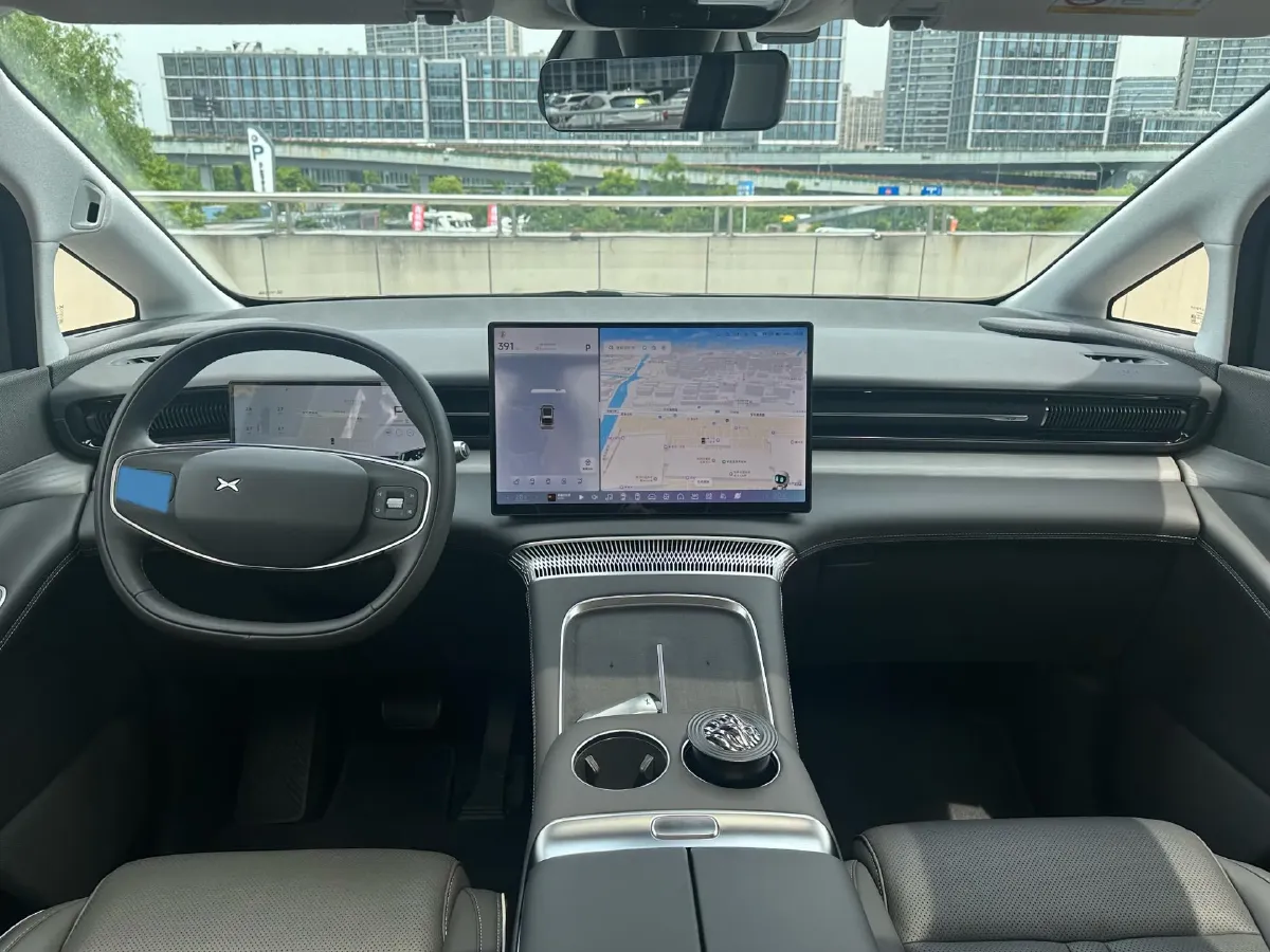 2025 Xpeng X9 BEV,autocango,china used car exporter,china ev exporter,chinese used car exporter,chinese used ev exporter