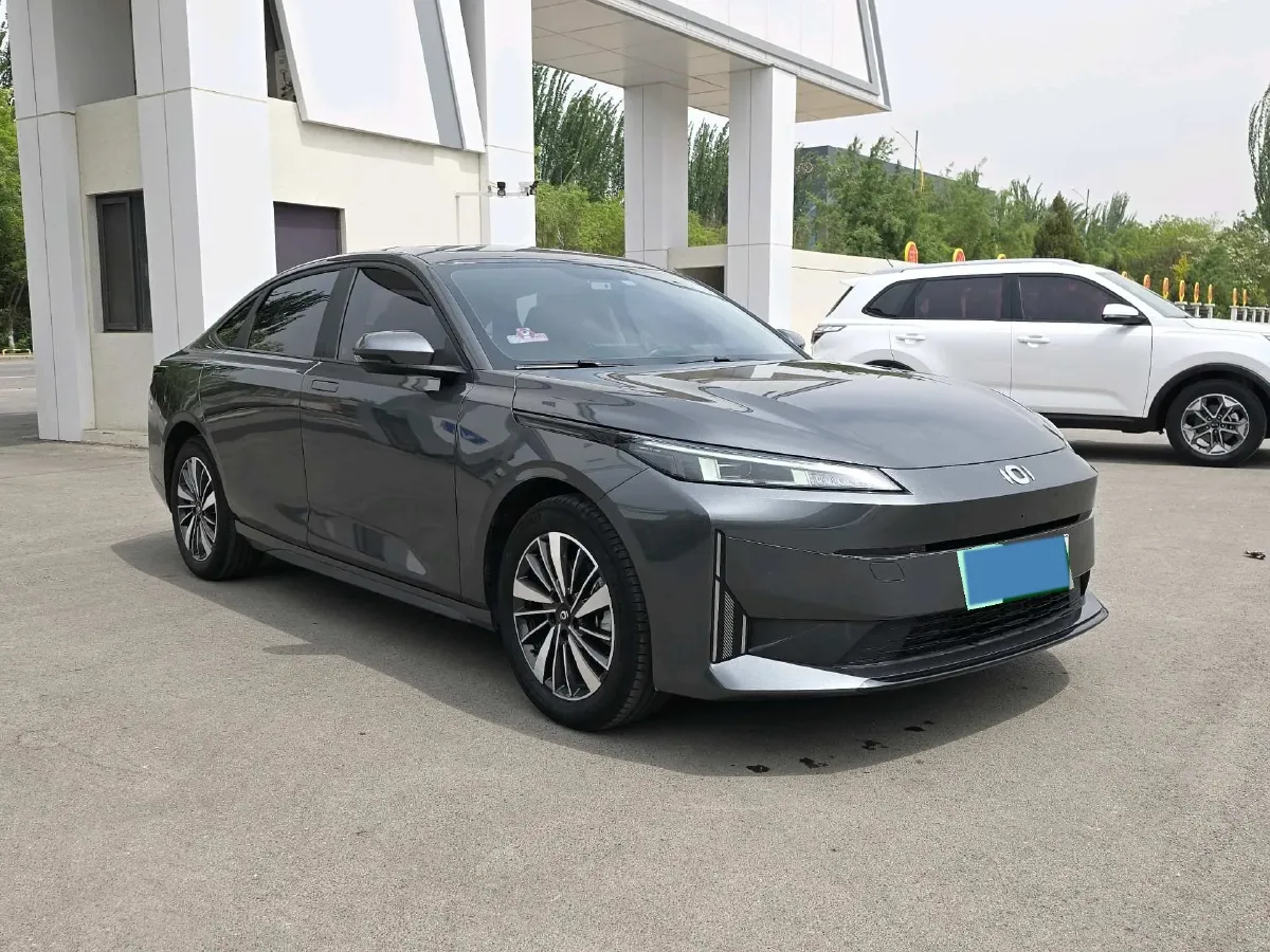 2024 ChangAn QiYuan A05 1.5L 110HP L4 E-CVT PHEV 18.99KWH,autocango,china used car exporter,china ev exporter,chinese used car exporter,chinese used ev exporter