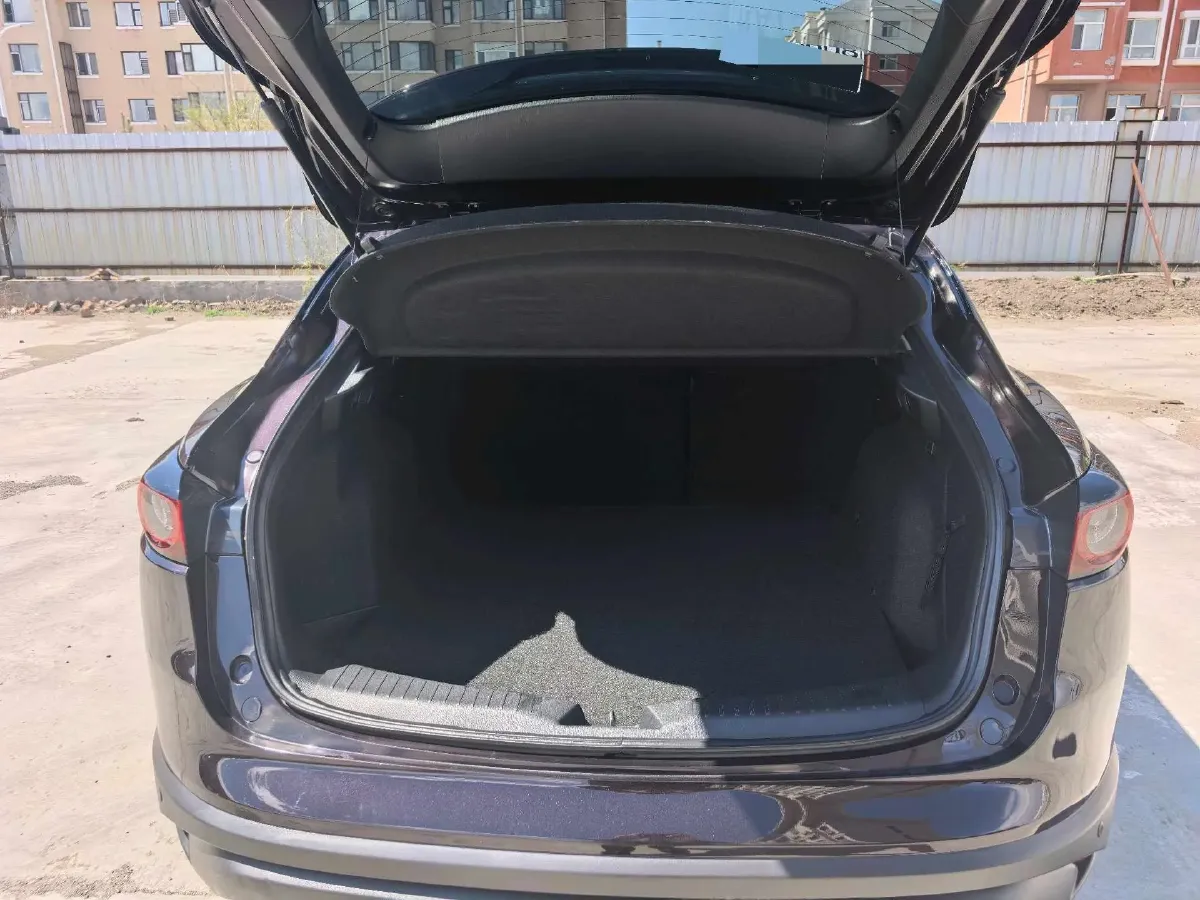2021 Mazda CX-4 2.0L 158HP L4 6AT,autocango,china used car exporter,china ev exporter,chinese used car exporter,chinese used ev exporter