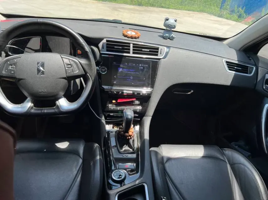 2018 DS 6 1.6T 167HP L4 6AT,autocango,china used car exporter,china ev exporter,chinese used car exporter,chinese used ev exporter