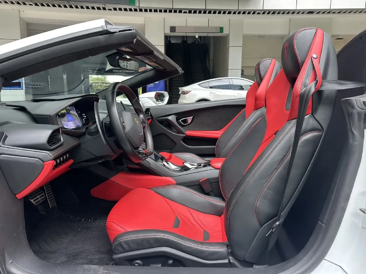2020 Lamborghini Huracán 5.2L 611HP V10 7DCT,autocango,china used car exporter,china ev exporter,chinese used car exporter,chinese used ev exporter