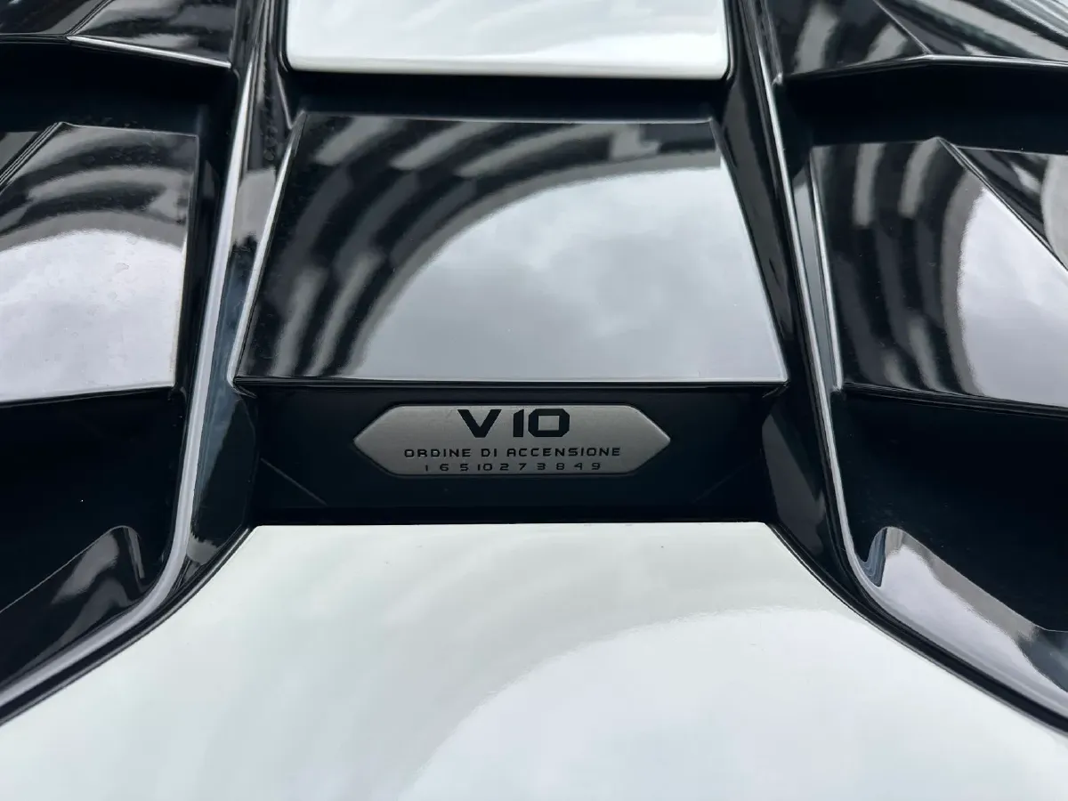 2020 Lamborghini Huracán 5.2L 611HP V10 7DCT,autocango,china used car exporter,china ev exporter,chinese used car exporter,chinese used ev exporter