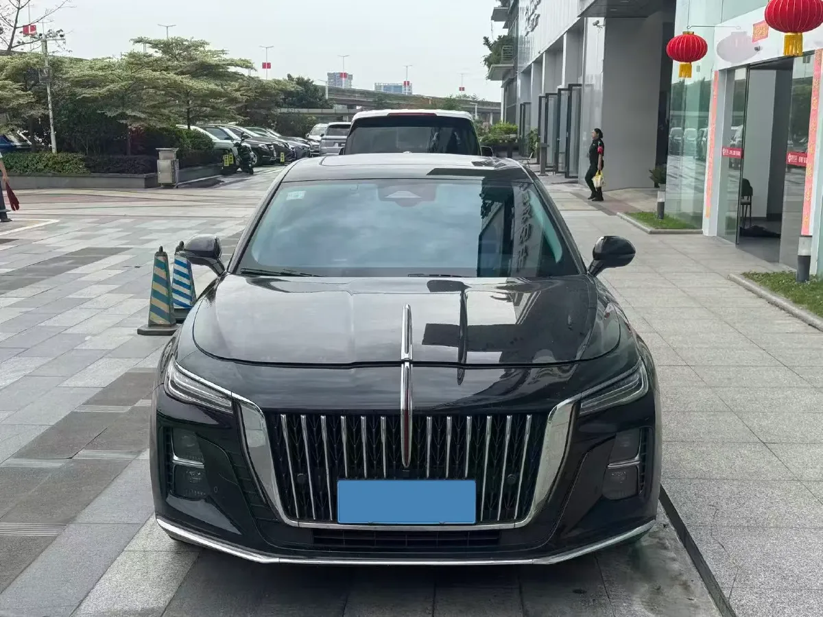 2024 HongQi H5 1.5T 169HP L4 1DHT Hybrid,autocango,china used car exporter,china ev exporter,chinese used car exporter,chinese used ev exporter