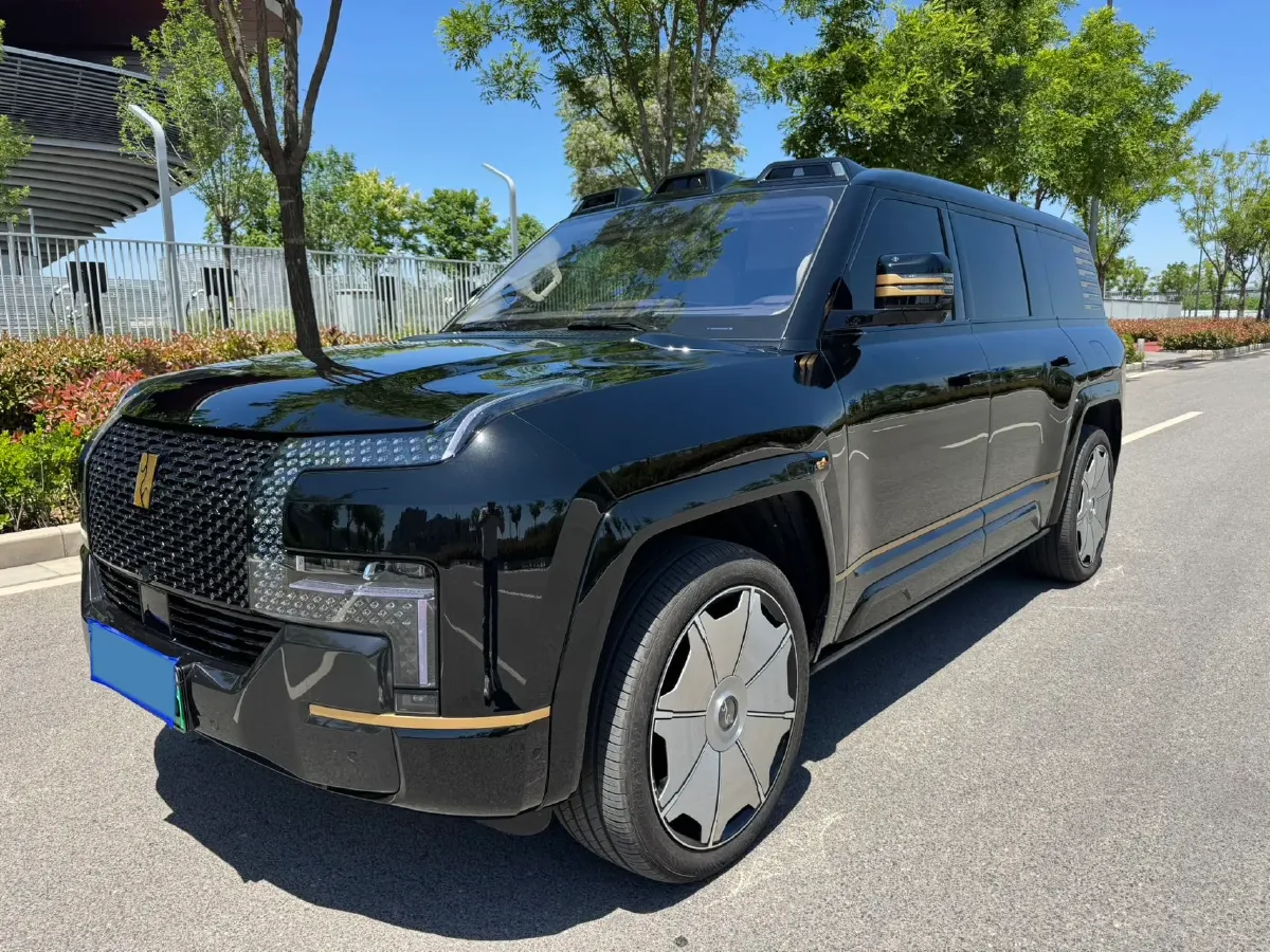 2025 YangWang U8 L REEV 272HP REEV,autocango,china used car exporter,china ev exporter,chinese used car exporter,chinese used ev exporter