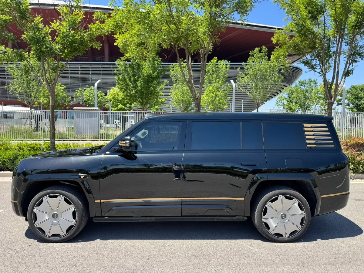 2025 YangWang U8 L REEV 272HP REEV,autocango,china used car exporter,china ev exporter,chinese used car exporter,chinese used ev exporter