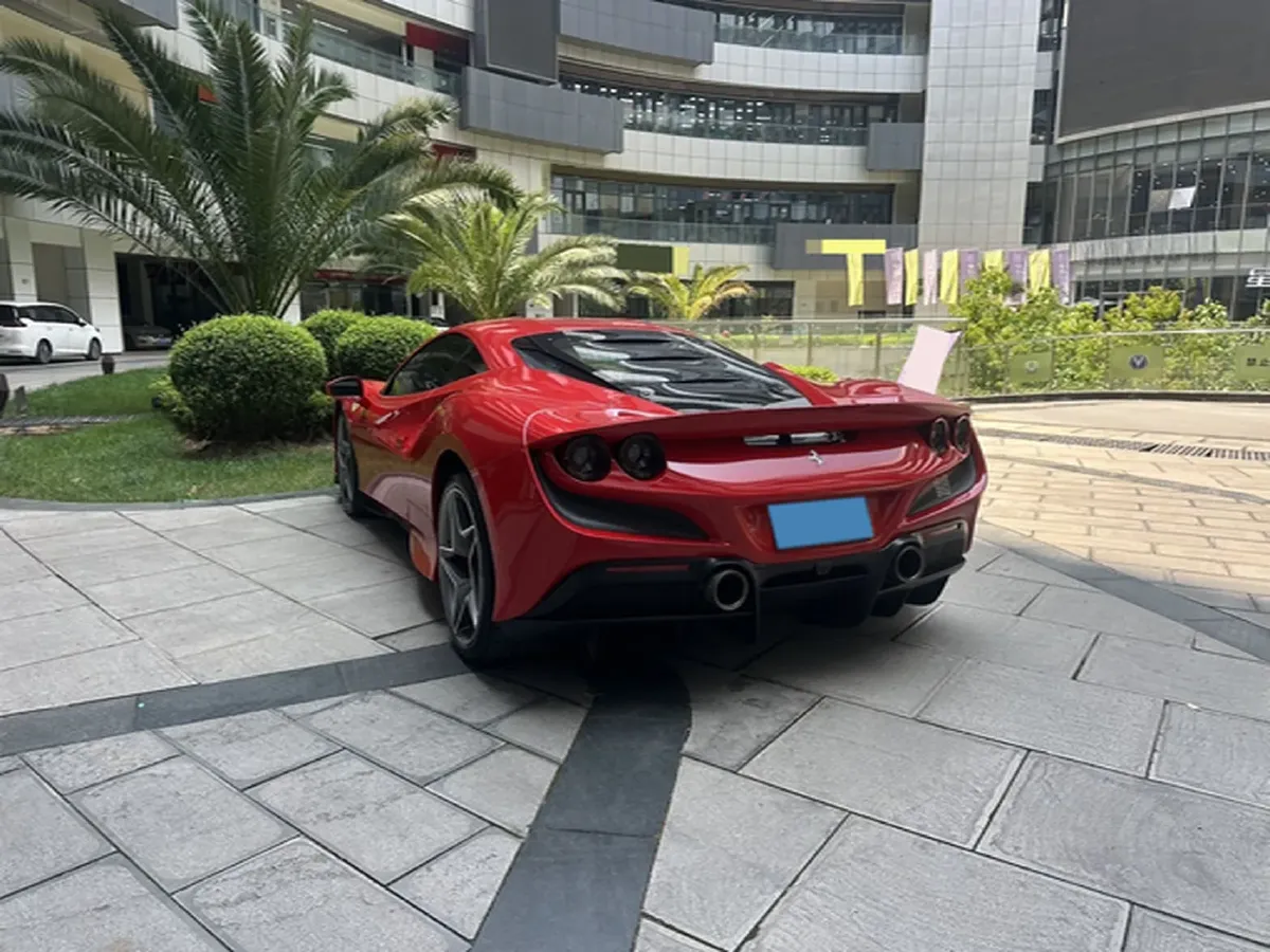 2019 Aston Martin DB11 5.2T 639HP V12 8AT,autocango,china used car exporter,china ev exporter,chinese used car exporter,chinese used ev exporter