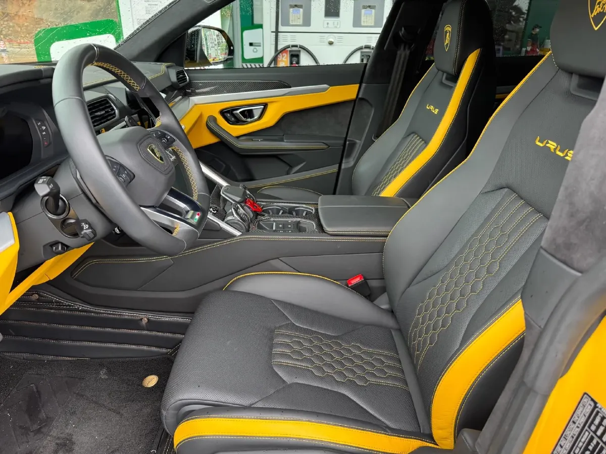2023 Lamborghini Urus 4.0T 641HP V8 8AT,autocango,china used car exporter,china ev exporter,chinese used car exporter,chinese used ev exporter