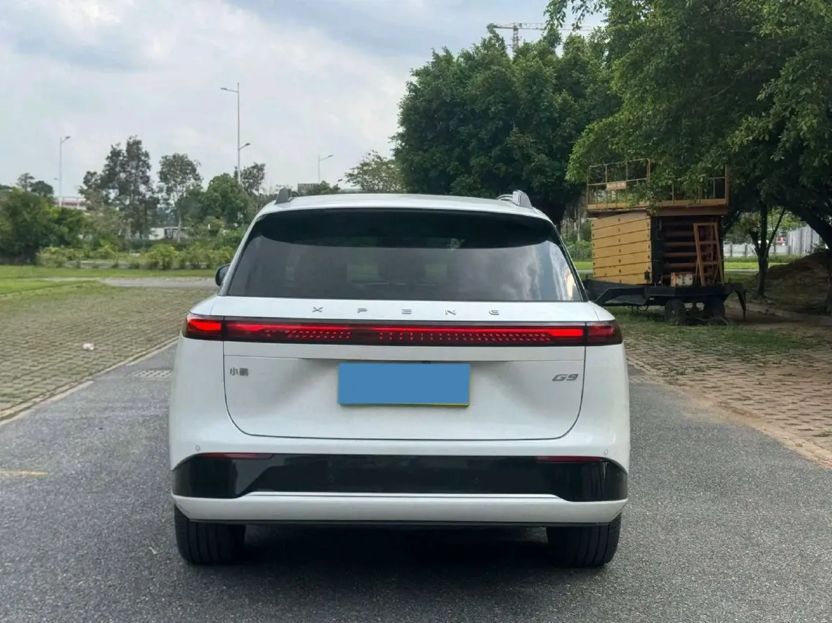 2024 Xpeng G9 BEV 98KWH,autocango,china used car exporter,china ev exporter,chinese used car exporter,chinese used ev exporter