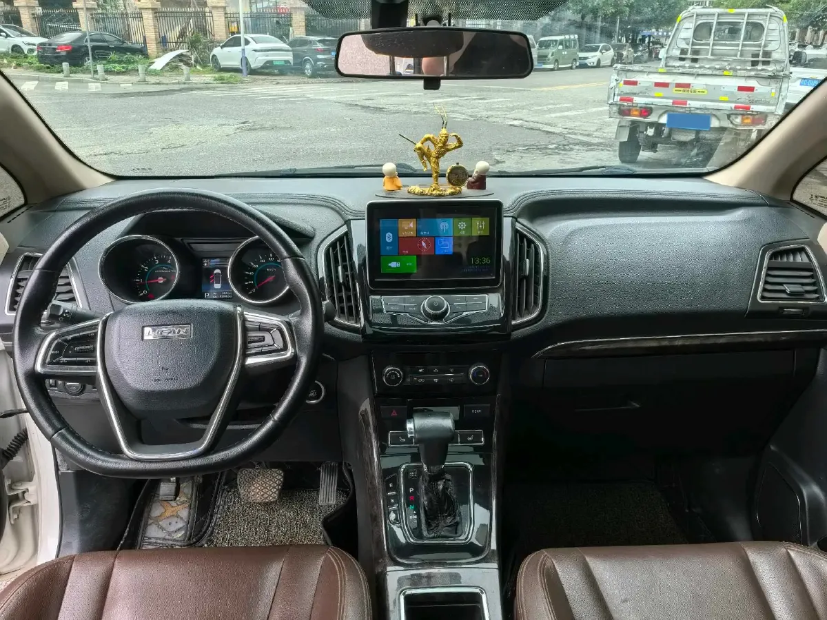 2017 LiFan XuanLang 2.0L 141HP L4 CVT,autocango,china used car exporter,china ev exporter,chinese used car exporter,chinese used ev exporter