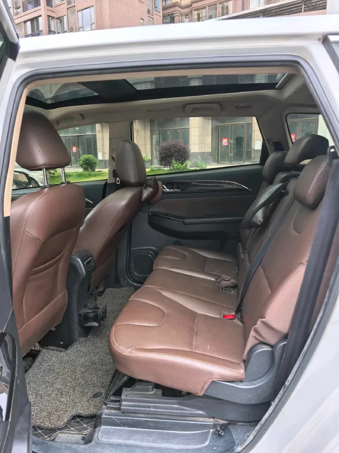 2017 LiFan XuanLang 2.0L 141HP L4 CVT,autocango,china used car exporter,china ev exporter,chinese used car exporter,chinese used ev exporter