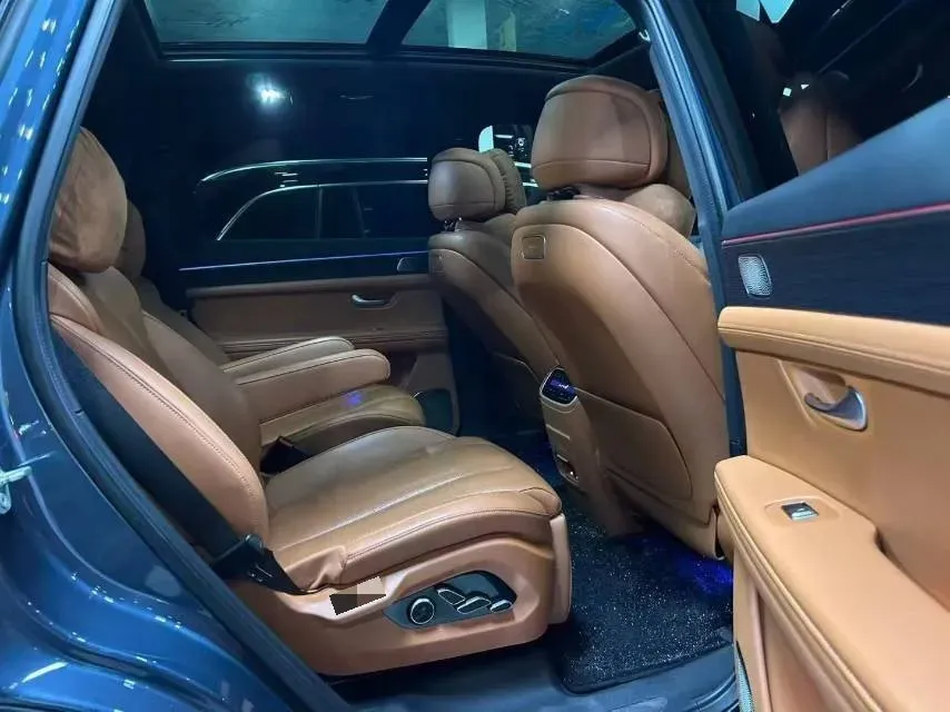 2024 AITO AITO M7 1.5T 152HP L4 REEV 42KWH,autocango,china used car exporter,china ev exporter,chinese used car exporter,chinese used ev exporter