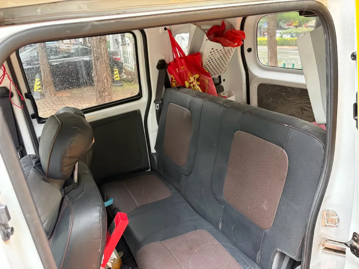 2025 WuLing ZhiGuang BEV 17.7KWH,autocango,china used car exporter,china ev exporter,chinese used car exporter,chinese used ev exporter