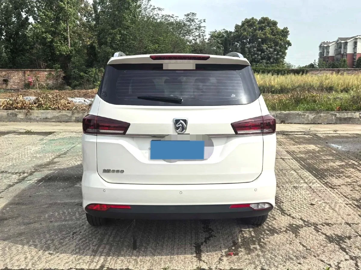 2019 BaoJun 360 1.5L 105HP L4 CVT,autocango,china used car exporter,china ev exporter,chinese used car exporter,chinese used ev exporter