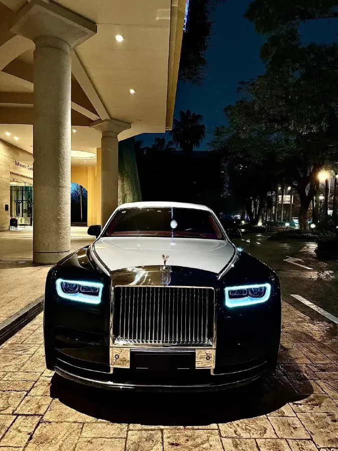 2018 Rolls-Royce Phantom 6.7T 571HP V12 8AT,autocango,china used car exporter,china ev exporter,chinese used car exporter,chinese used ev exporter