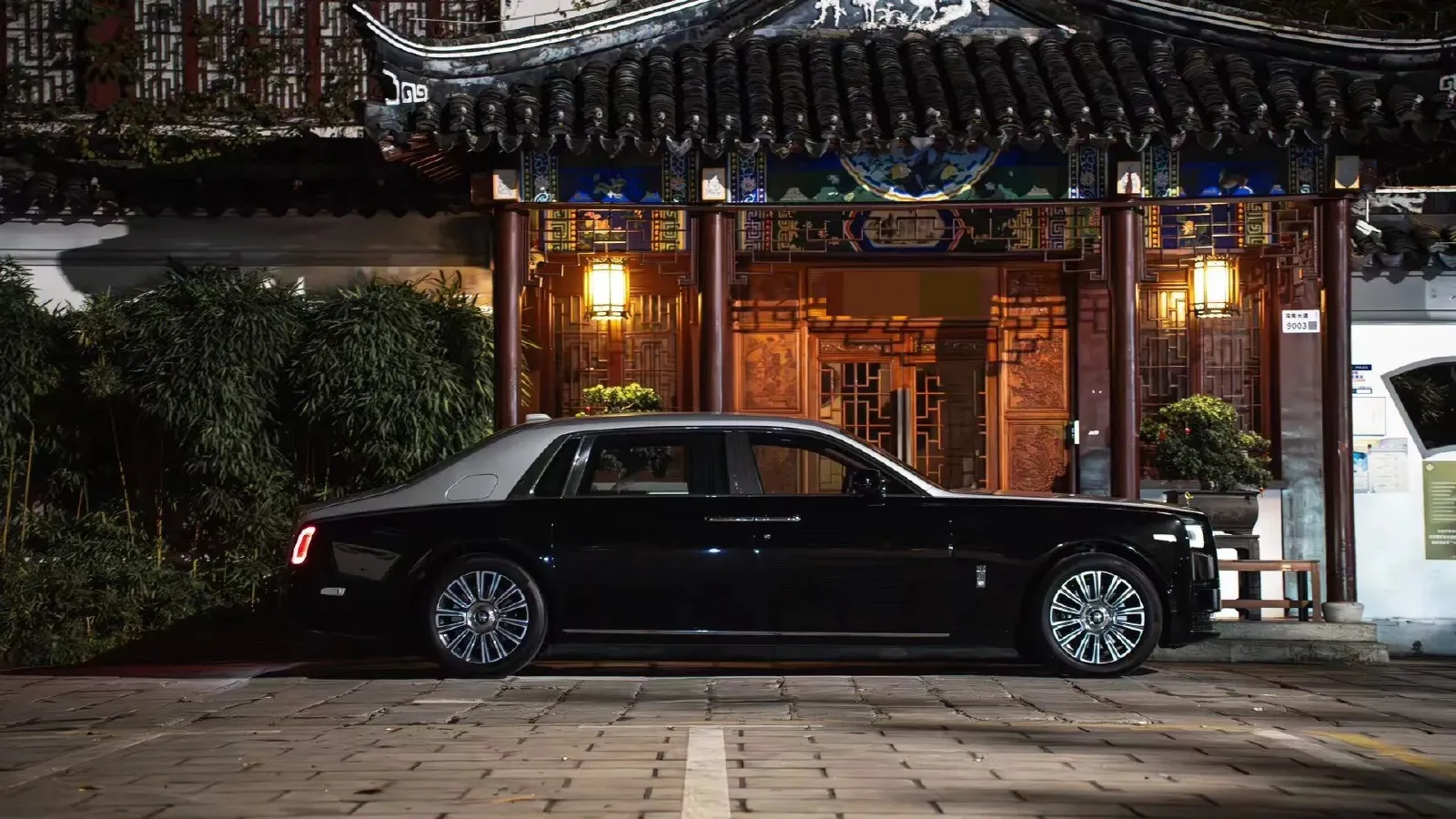 2018 Rolls-Royce Phantom 6.7T 571HP V12 8AT,autocango,china used car exporter,china ev exporter,chinese used car exporter,chinese used ev exporter