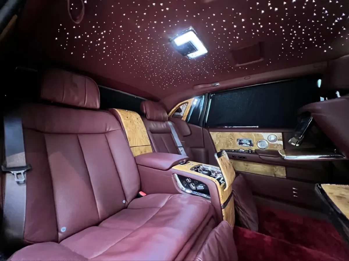 2018 Rolls-Royce Phantom 6.7T 571HP V12 8AT,autocango,china used car exporter,china ev exporter,chinese used car exporter,chinese used ev exporter