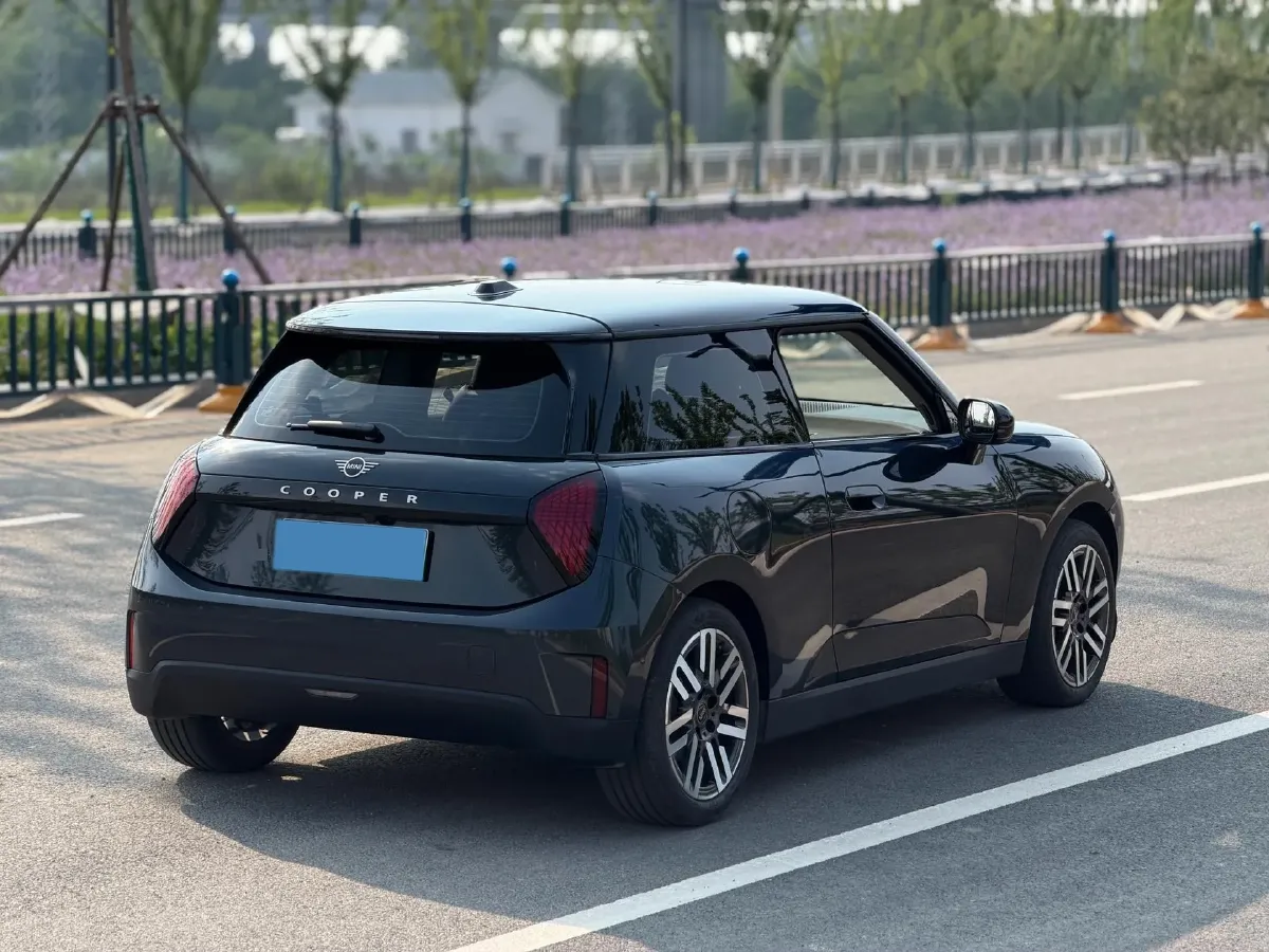 2025 MINI COOPER BEV 51.5KWH,autocango,china used car exporter,china ev exporter,chinese used car exporter,chinese used ev exporter