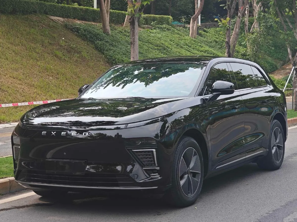 2024 Exceed Sterra ET REEV 156HP REEV 32KWH,autocango,china used car exporter,china ev exporter,chinese used car exporter,chinese used ev exporter