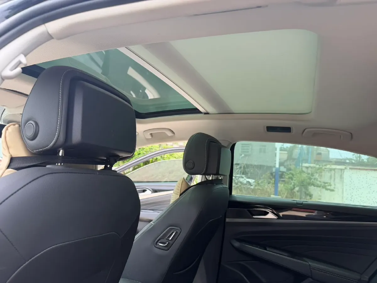 2022 Skoda Kodiak GT 2.0T 186HP L4 7DCT,autocango,china used car exporter,china ev exporter,chinese used car exporter,chinese used ev exporter