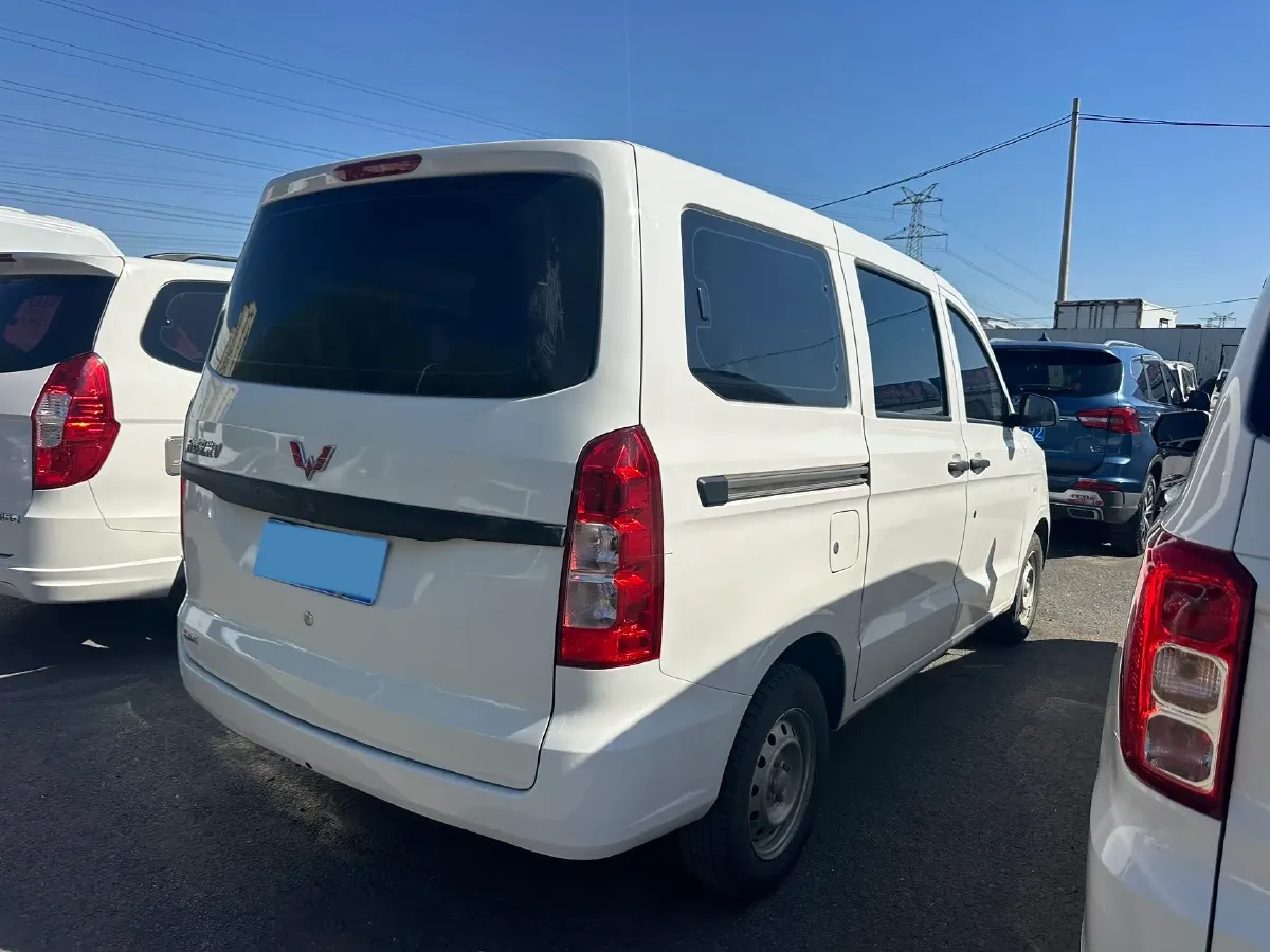 2022 JinBei Little Sea Lion X30 1.5L 102HP L4 5MT,autocango,china used car exporter,china ev exporter,chinese used car exporter,chinese used ev exporter