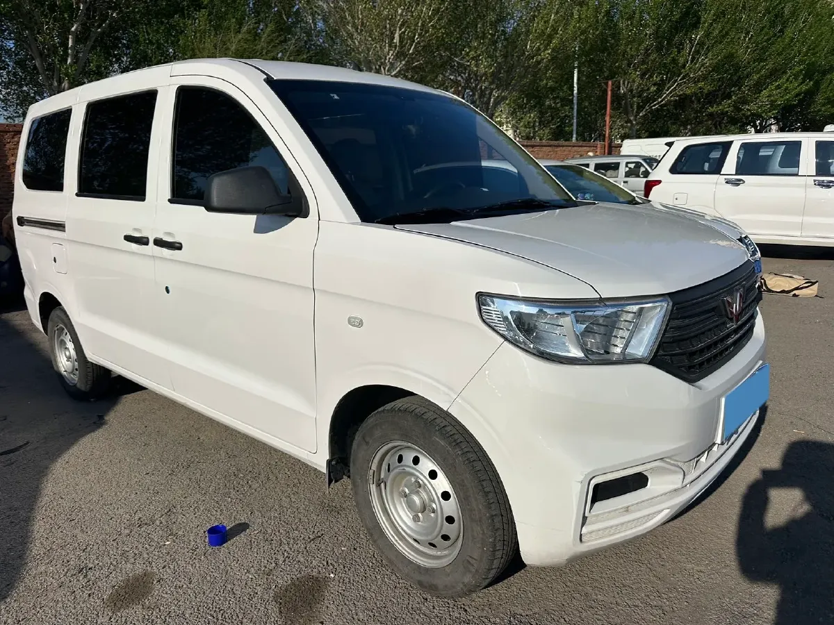 2022 JinBei Little Sea Lion X30 1.5L 102HP L4 5MT,autocango,china used car exporter,china ev exporter,chinese used car exporter,chinese used ev exporter